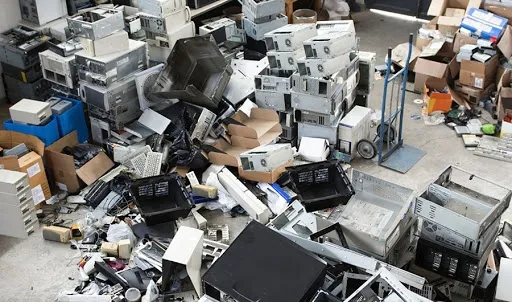  Elektronik Atıklar (E-Atık) ve Geri Dönüşümün Önemi